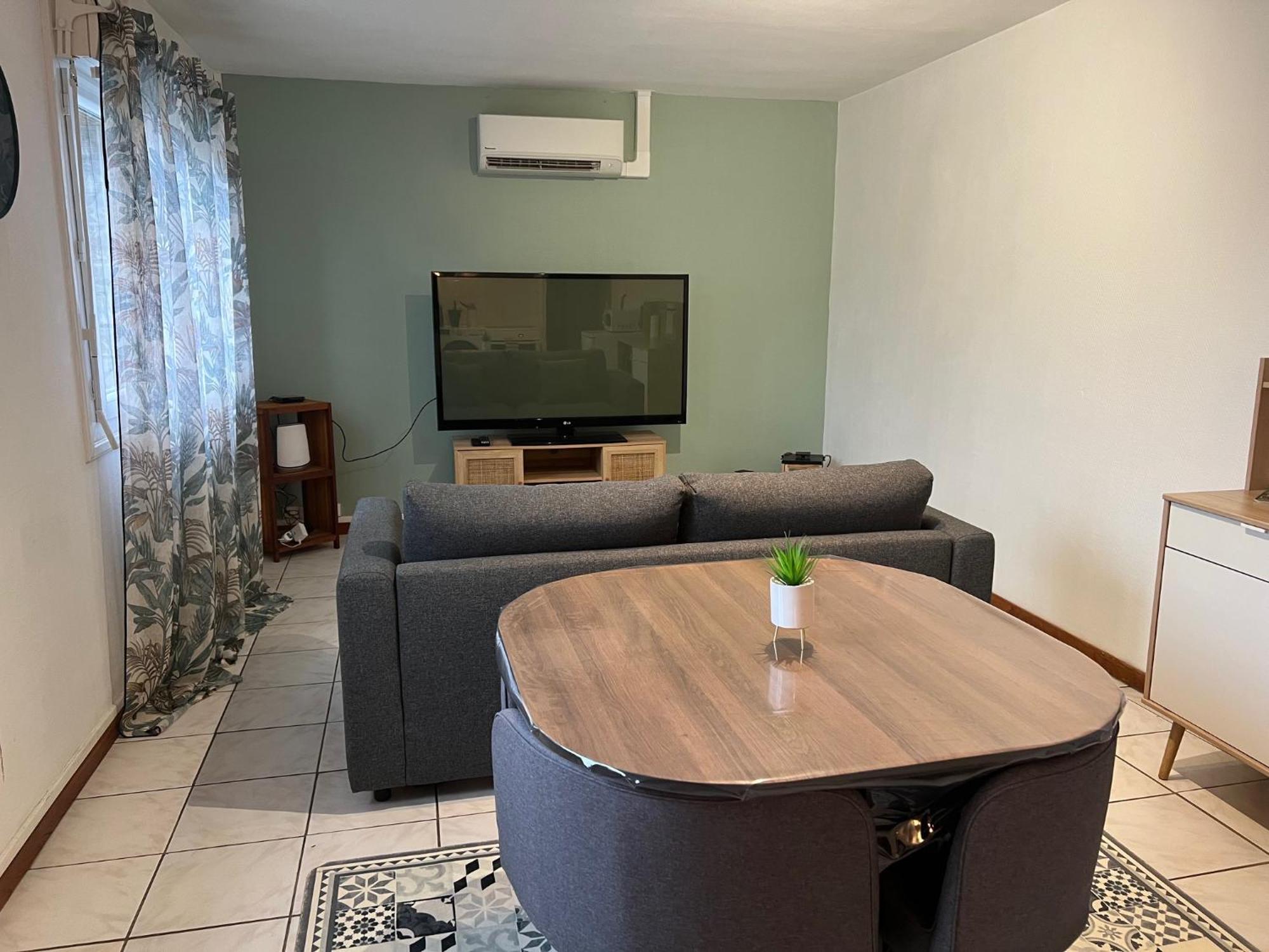 Appartement T2 Cosy Saint-Eloy-les-Mines Экстерьер фото